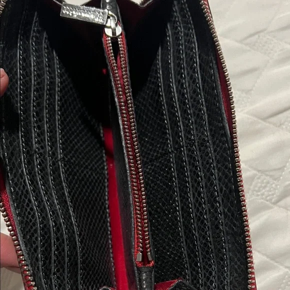 Hammitt Black and Silver Textured Wallet - Picture 6 of 9